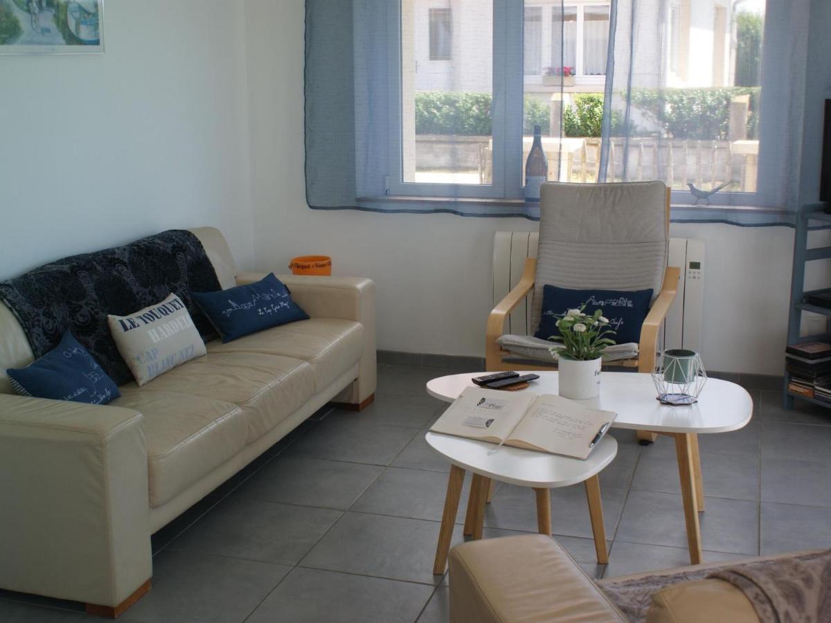 Wonderful Holiday Home In Audinghen With Garden Eksteriør billede