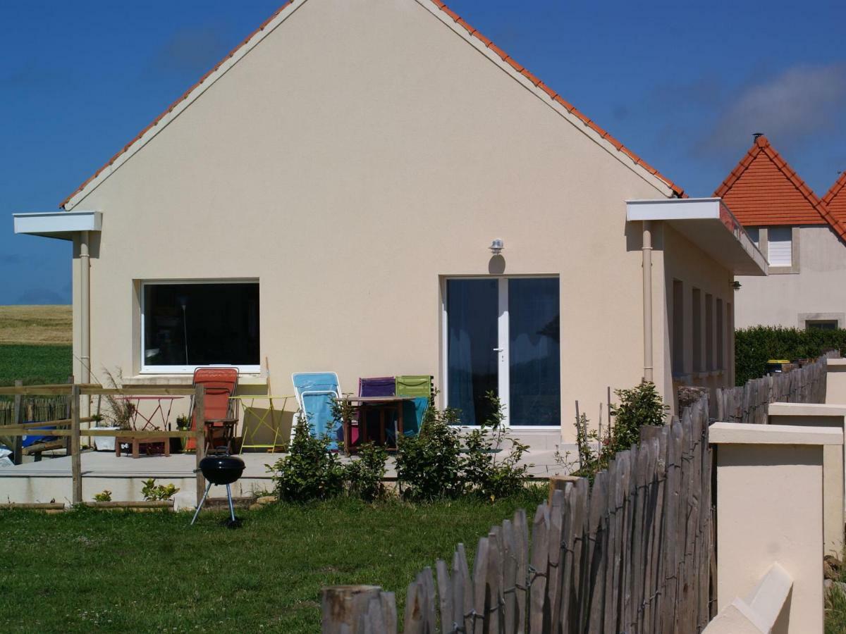 Wonderful Holiday Home In Audinghen With Garden Eksteriør billede